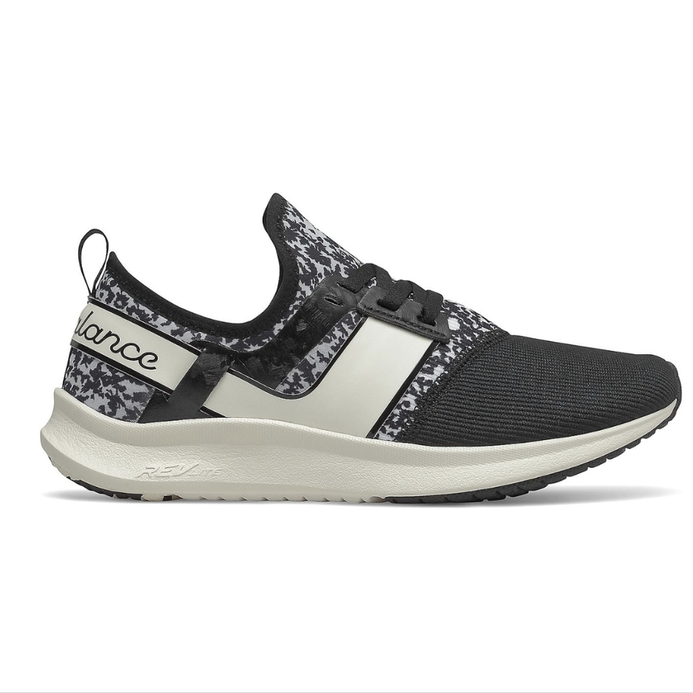 New balance shoes